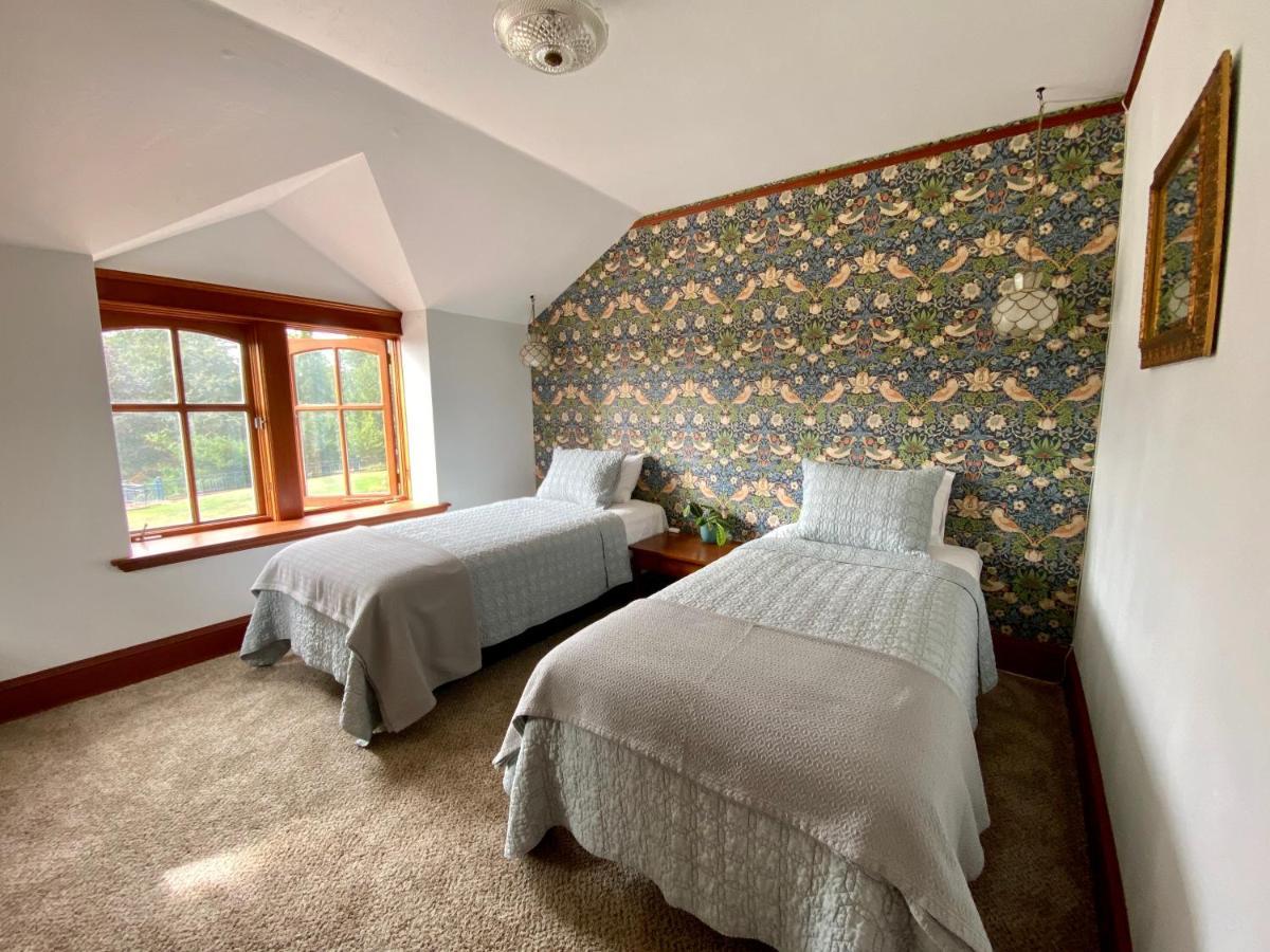Bed and Breakfast Mount Tom House à Harrisburg Extérieur photo